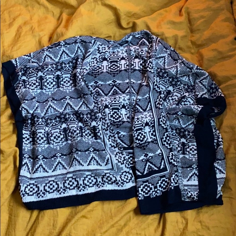 Ecote Shawl O/S